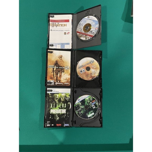 Lot of 3 PC Games COD Modern Warfare 2 Aliens Vs Predator Civilization 4 - Picture 2 of 2